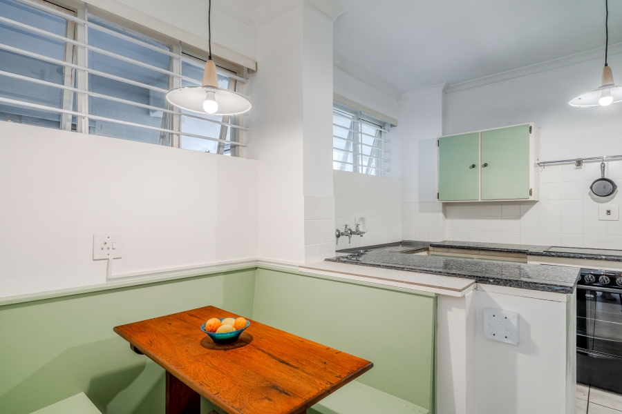 2 Bedroom Property for Sale in Mouille Point Western Cape